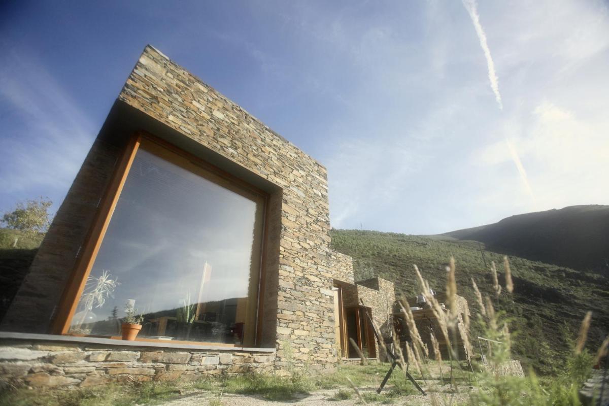InXisto Lodges - Housity