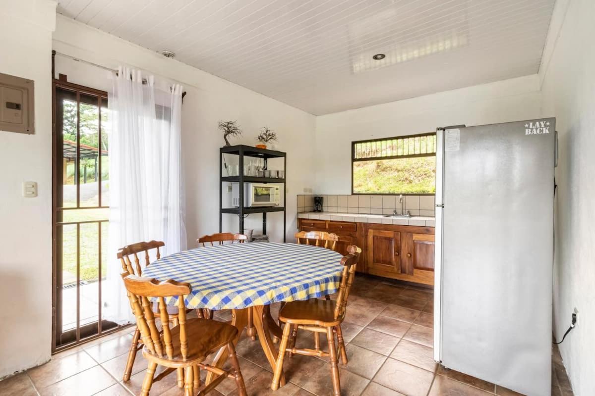 La Martinita - Cozy 2 Bedroom Cottage in San Ramon - Housity