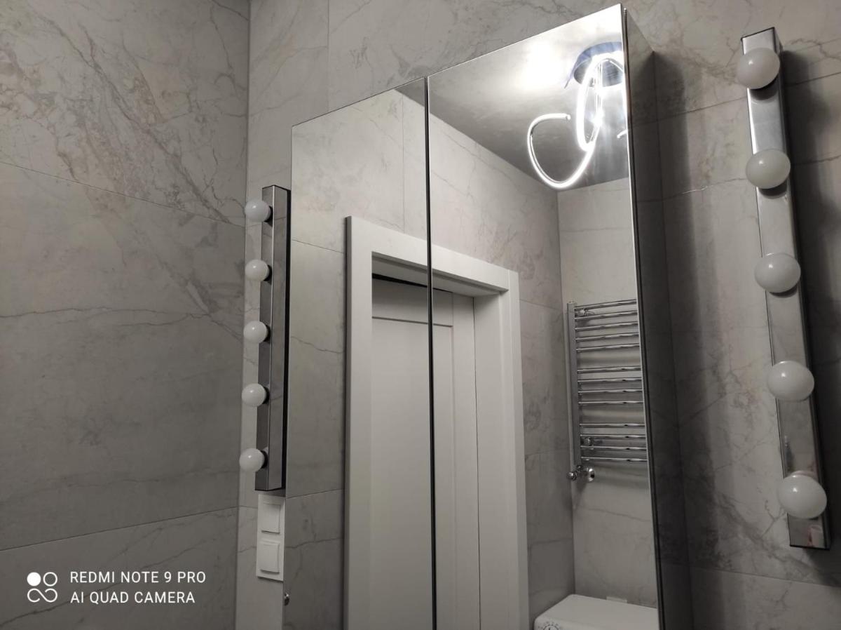 Apartament na Wzgórzu Niebieski - Housity