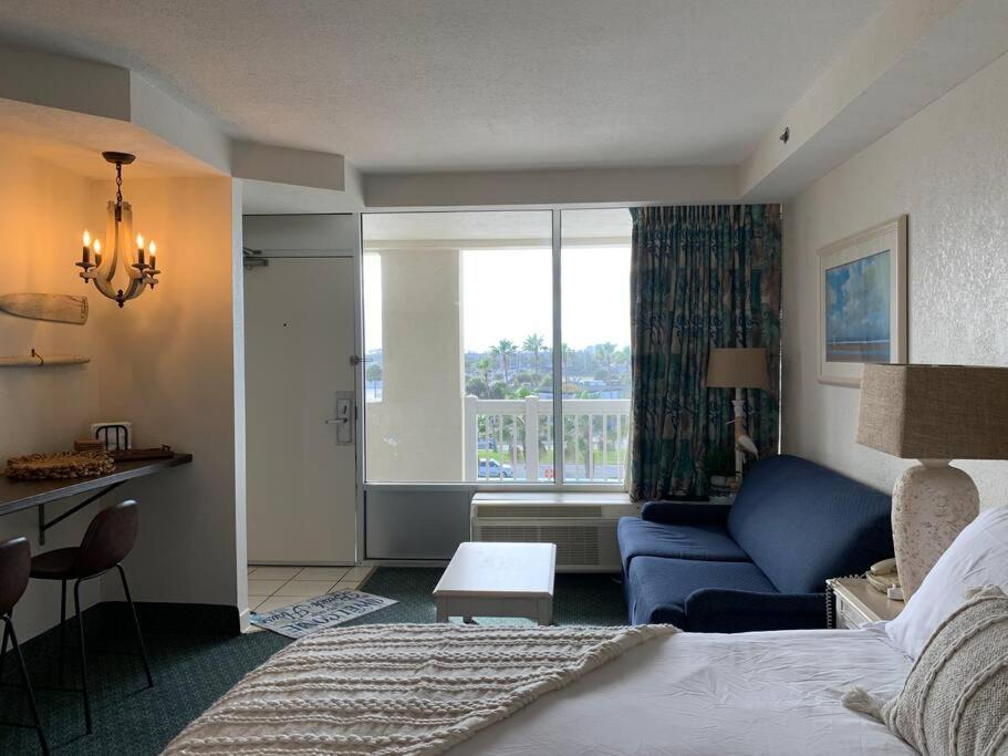 Ocean Flower Beach Retreat - Housity
