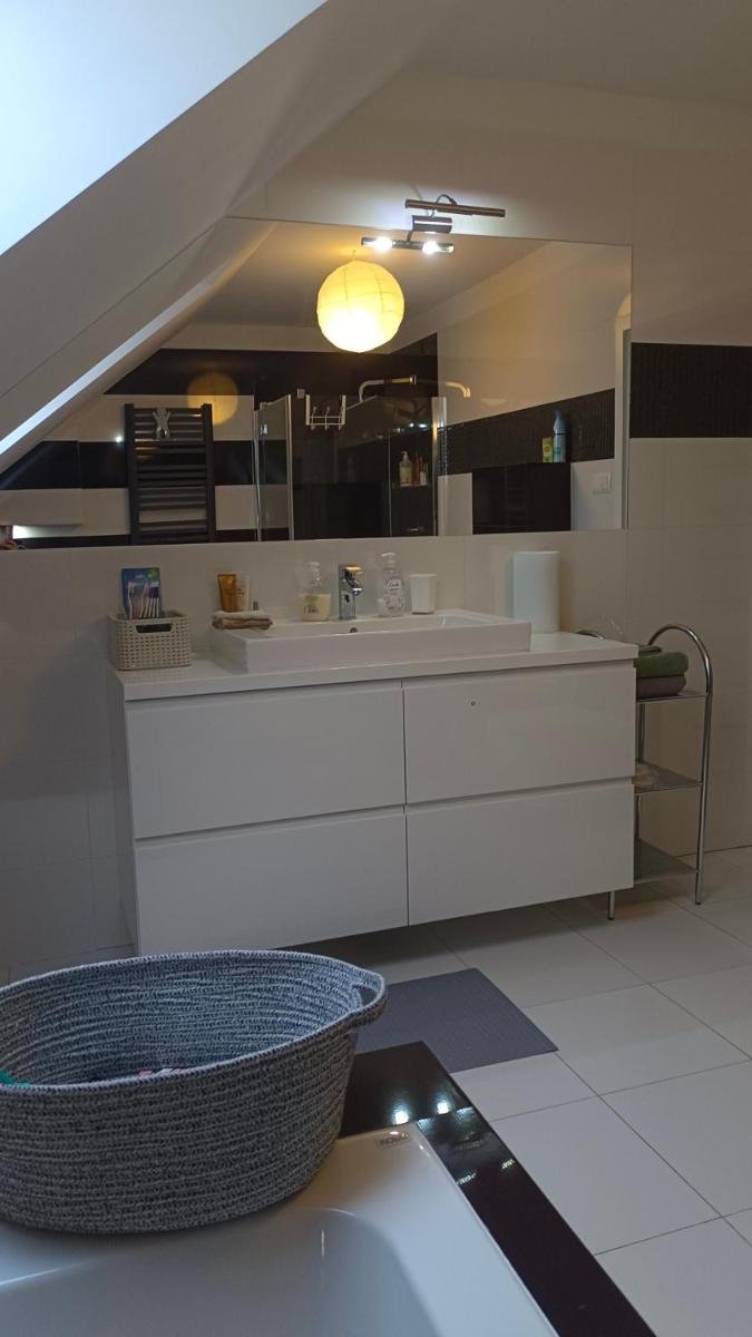 Komfortowe Noclegi - Housity