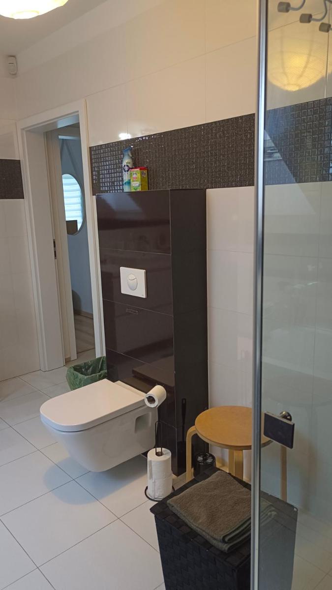 Komfortowe Noclegi - Housity