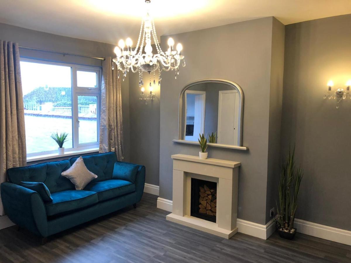 Moda House Wigan - Beautiful 4 Bed Property - Housity