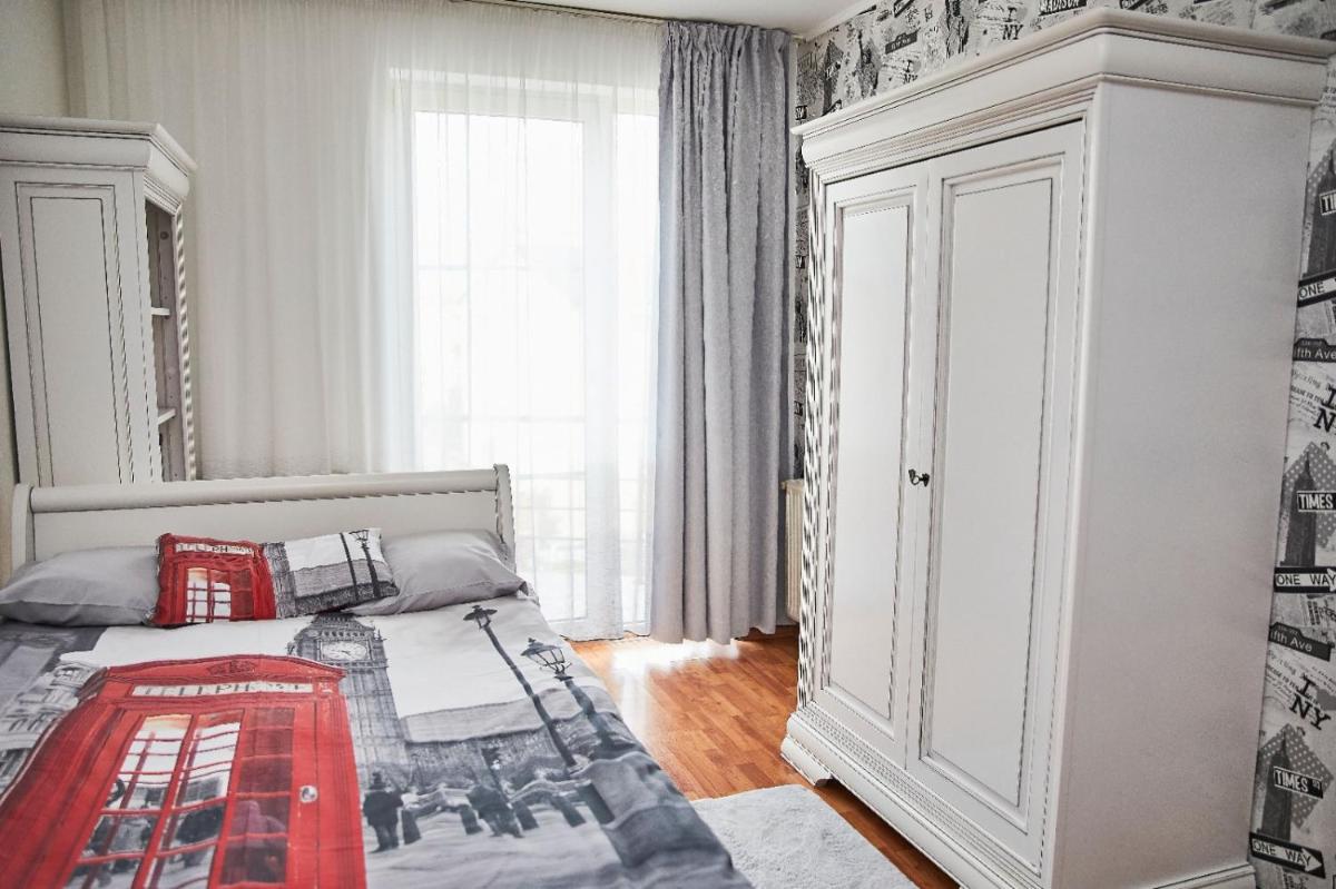 Dehelean Apartment - Housity