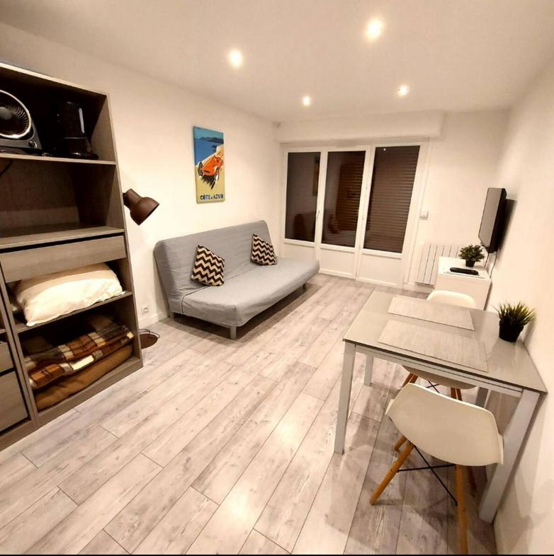 Studio Grasse Centre - Hizvo