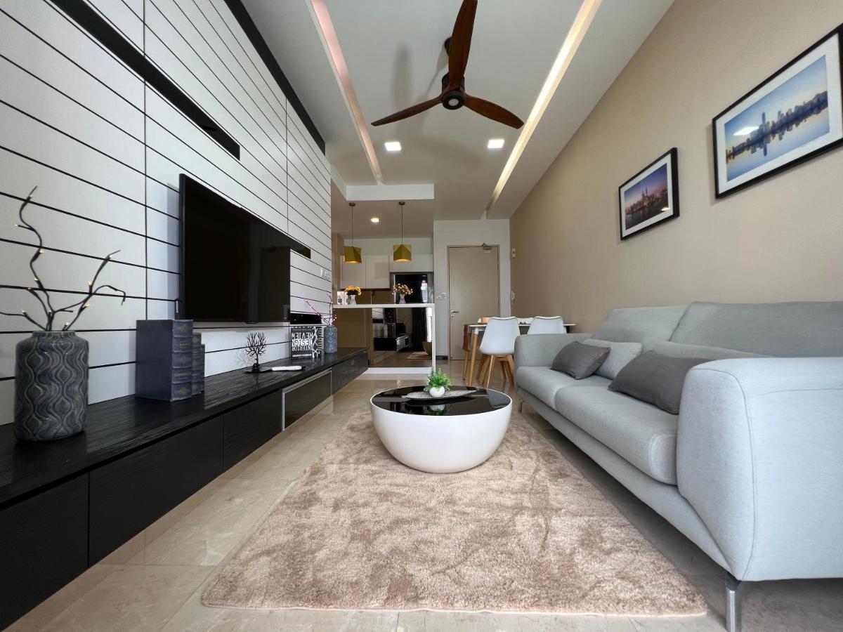 Attic Home Melaka Silverscape Residence & Jonker - Housity
