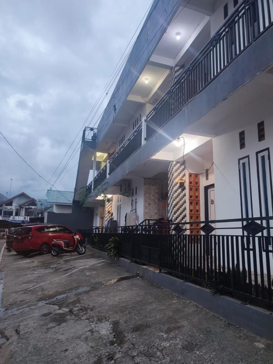 Dnaiko Syariah Hotel - Housity