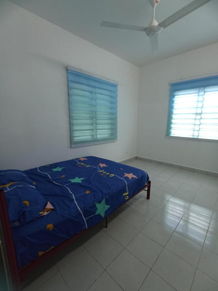 Aisya Homestay Bajet Karak Setia - Housity