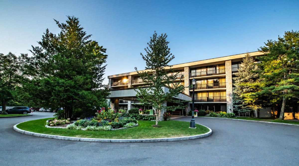 Holiday Inn Bar Harbor Regency Hotel, an IHG Hotel - Housity