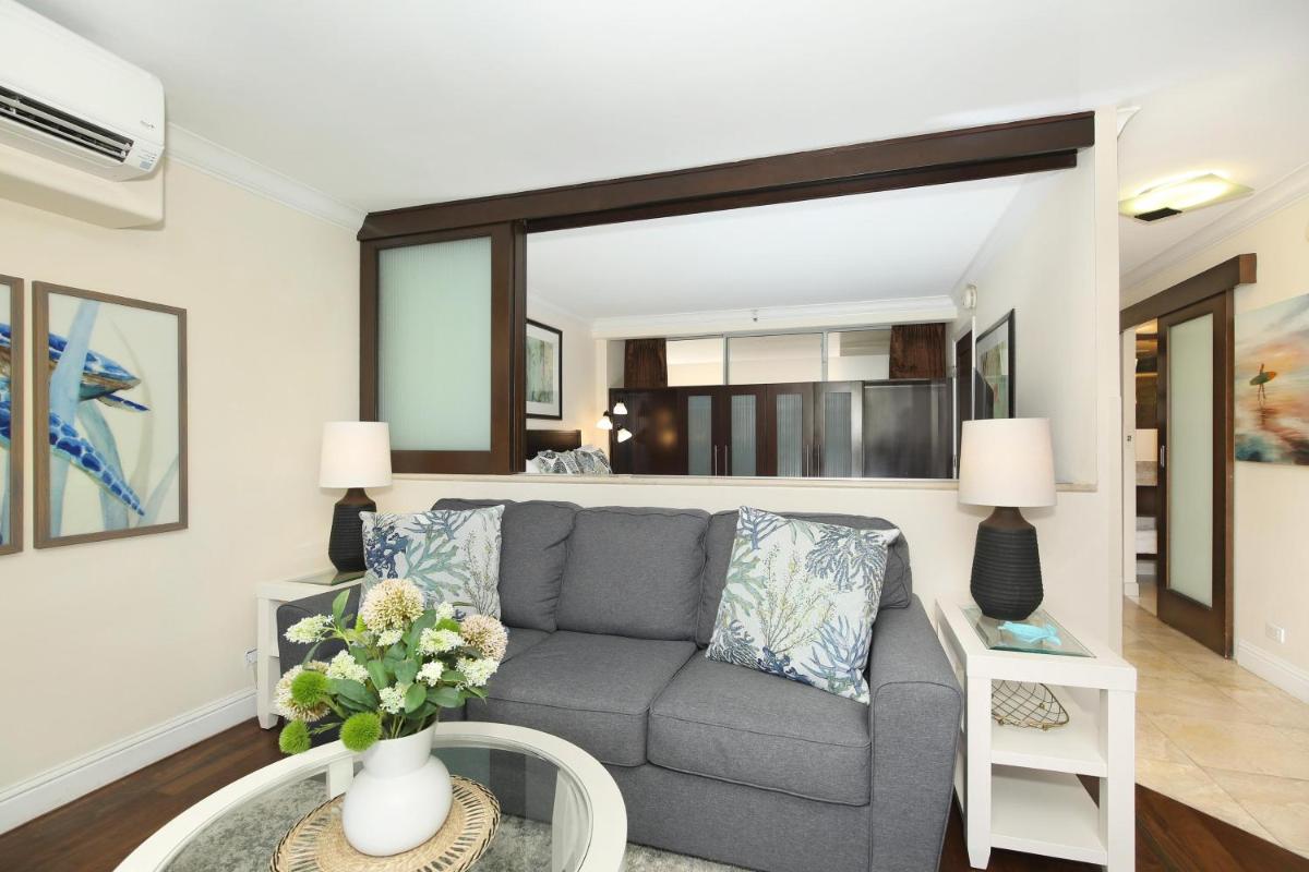 Regency on Beachwalk #32 - Housity