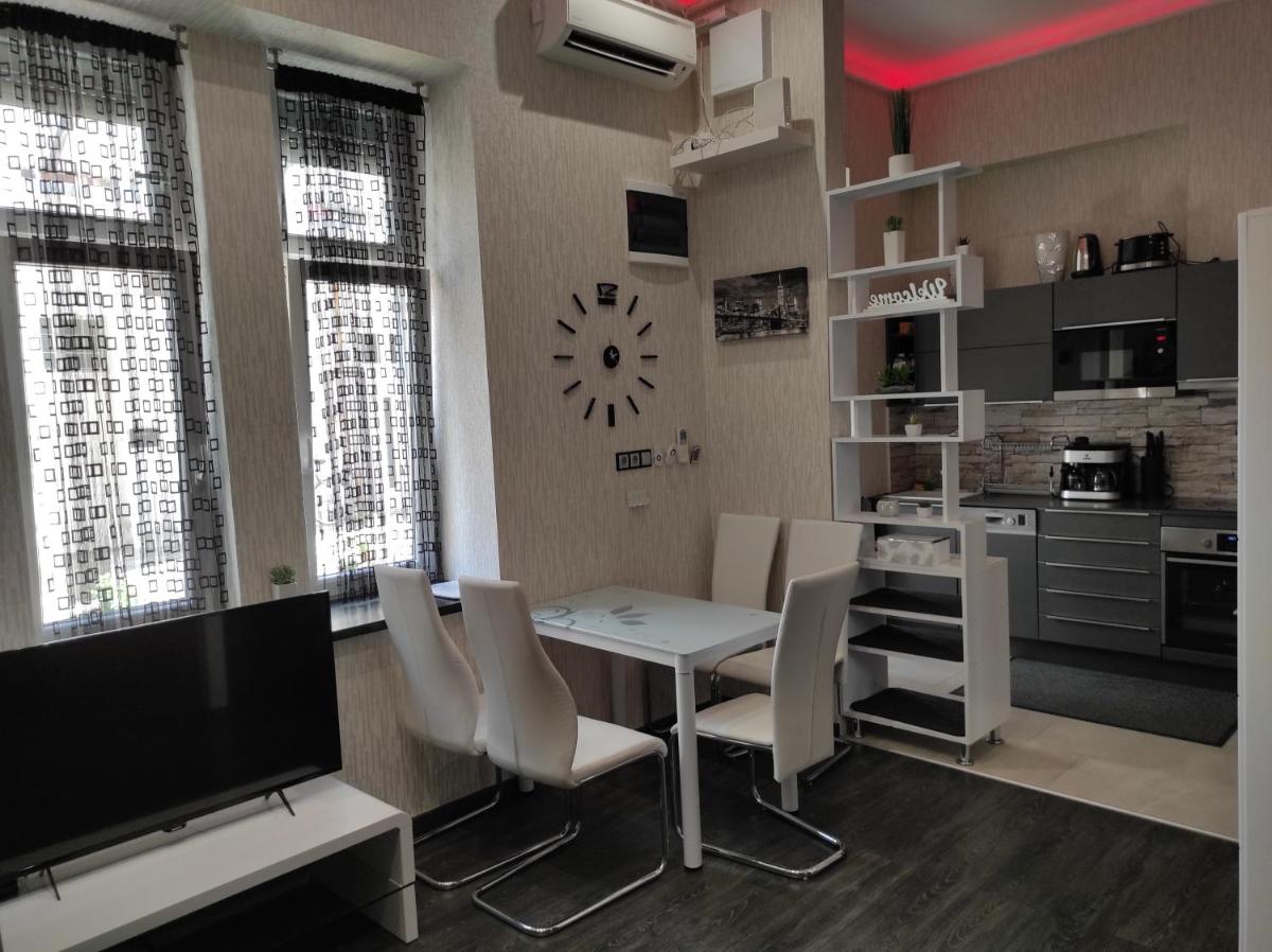 Corvinus Apartman - Housity