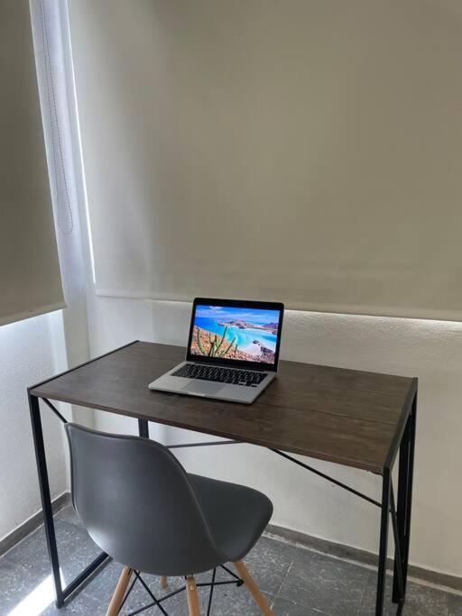 Cinco. Nuevo y amplio estudio en el centro - Hizvo