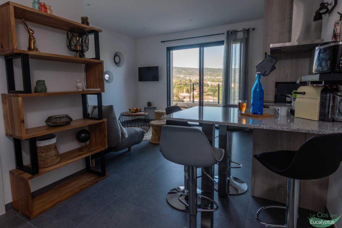 Le Clos des Eucalyptus - Housity