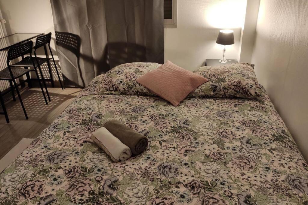 30 Dajot Studio Apartment - 01 - Housity