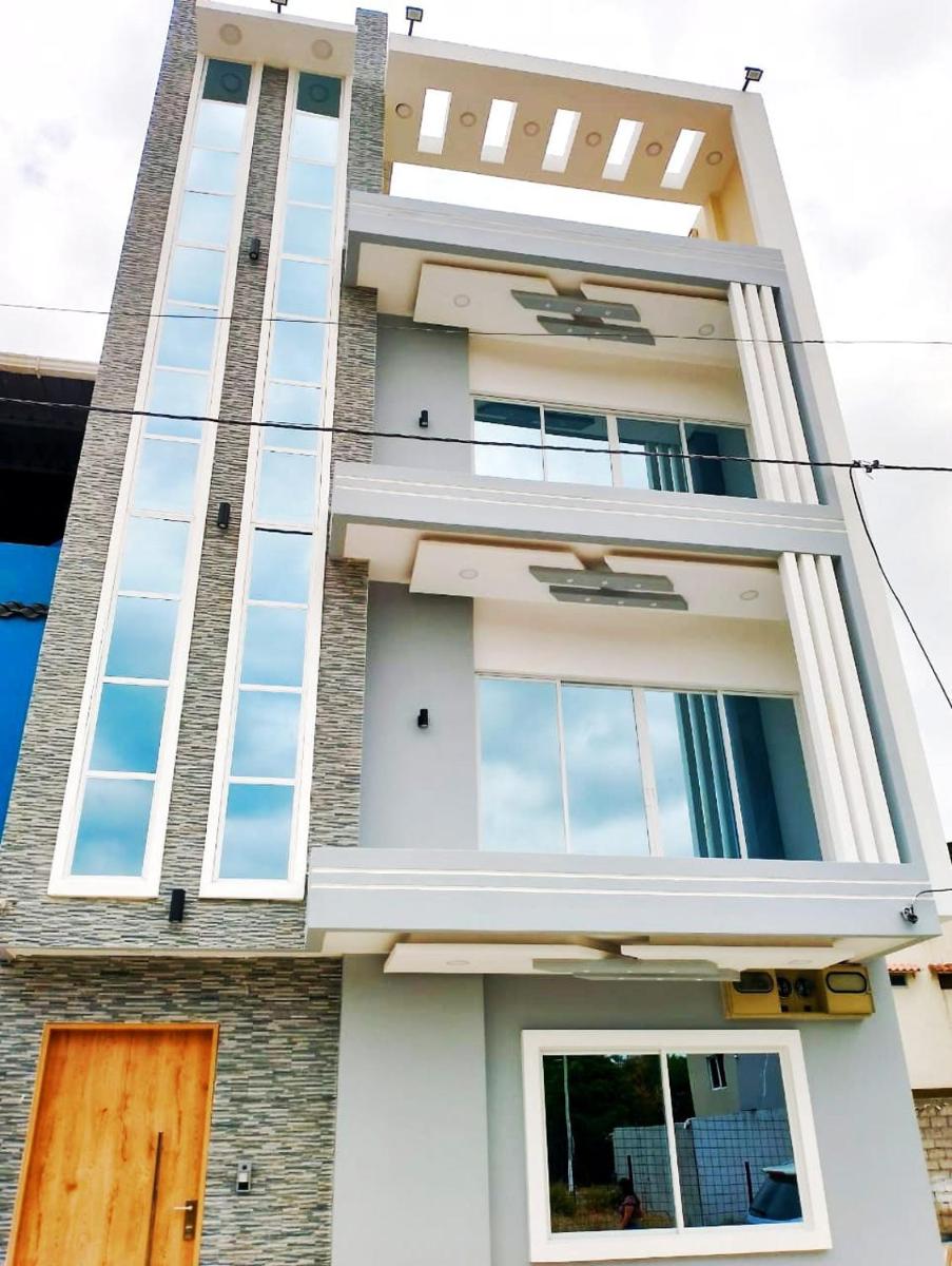 Edificio Nuevo Consulado Americano 4Apt Coliving Ecuador - Housity