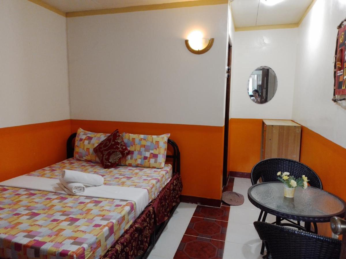 Lucky Garden Inn - Housity