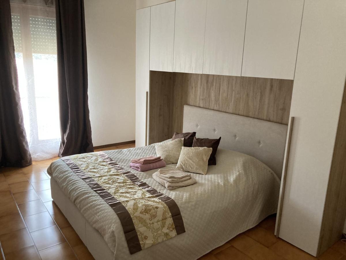 Bnb i Tre Laghi - Housity