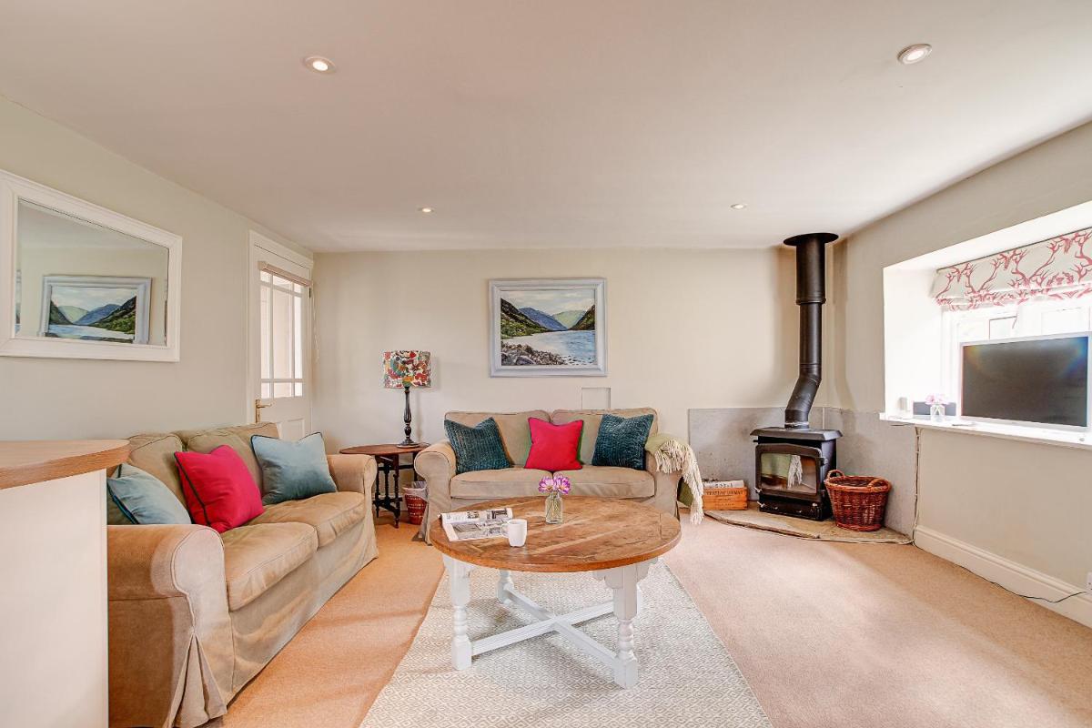 Suitetrails - Pretty Garden Annexe overlooking Open Fields