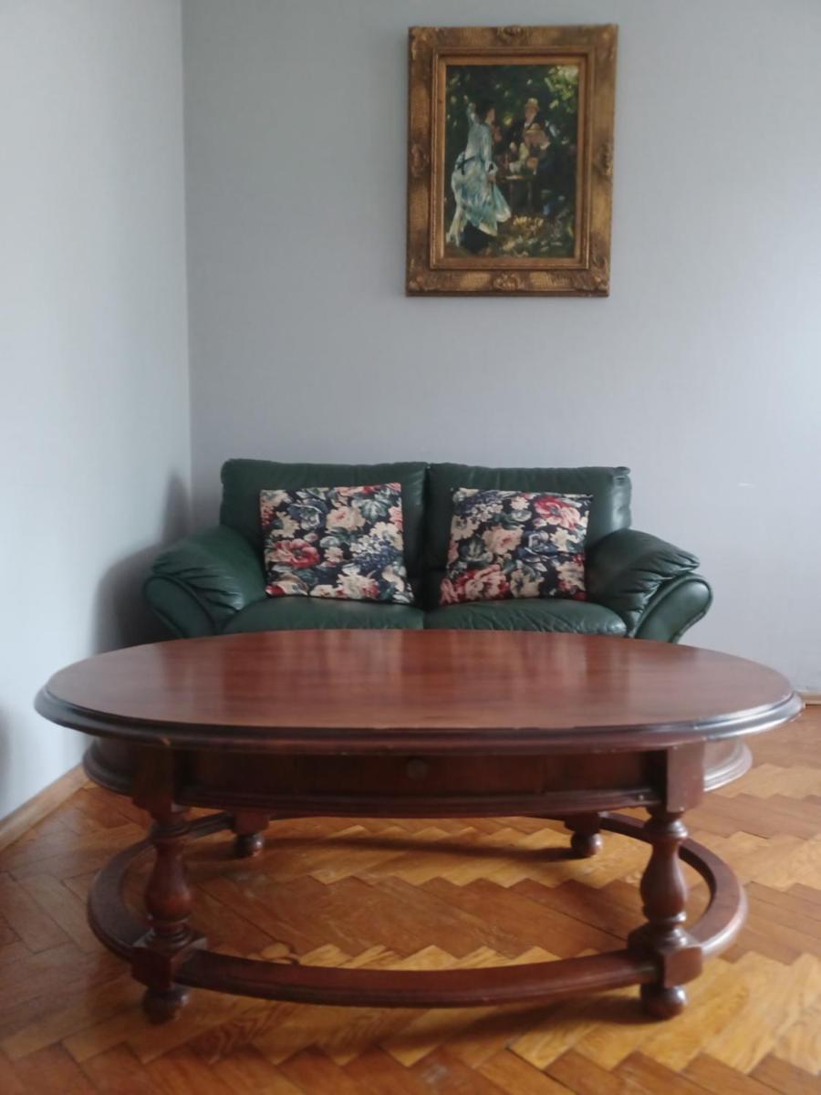 Retro Apartament - Housity