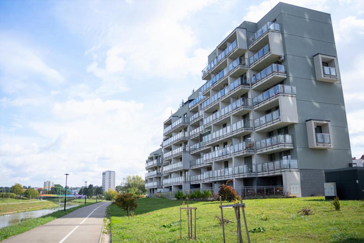 Capital Towers - Apartament Green z widokiem na rzekę - Housity