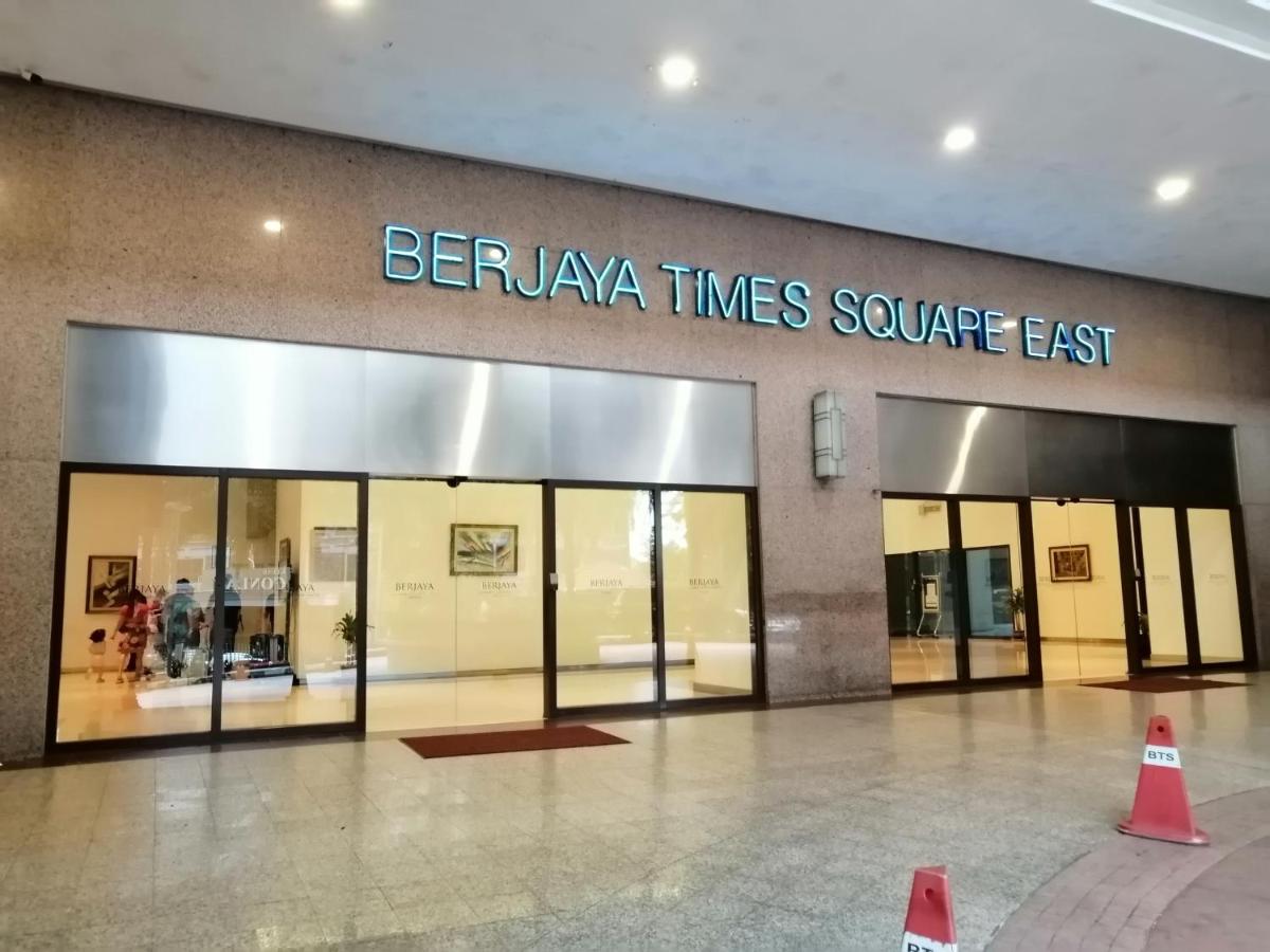 Suitetrails - Kl Raymond Apartment At Time's Square