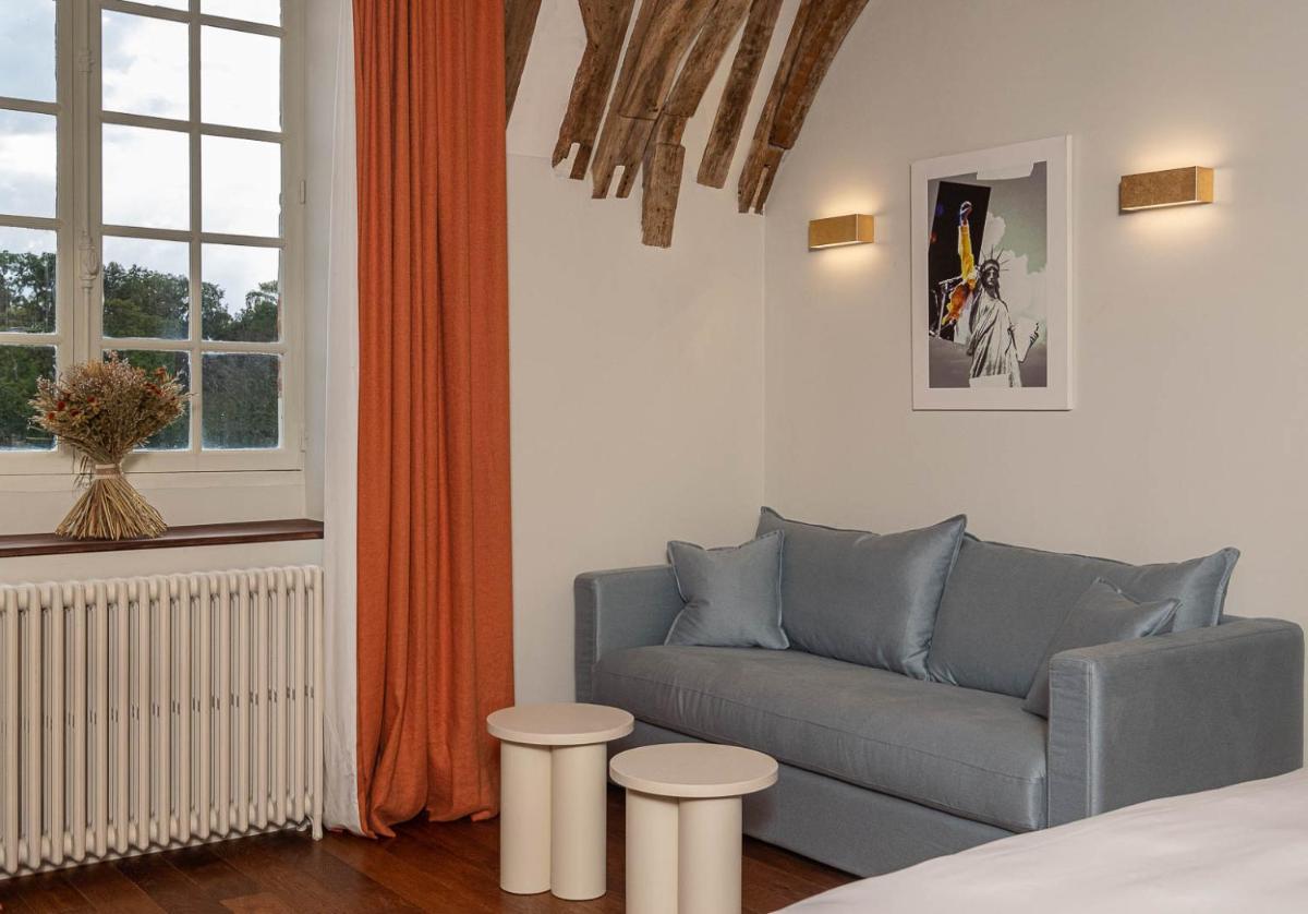 Coin salon dans l'établissement La Borde en Sologne Château & Spa