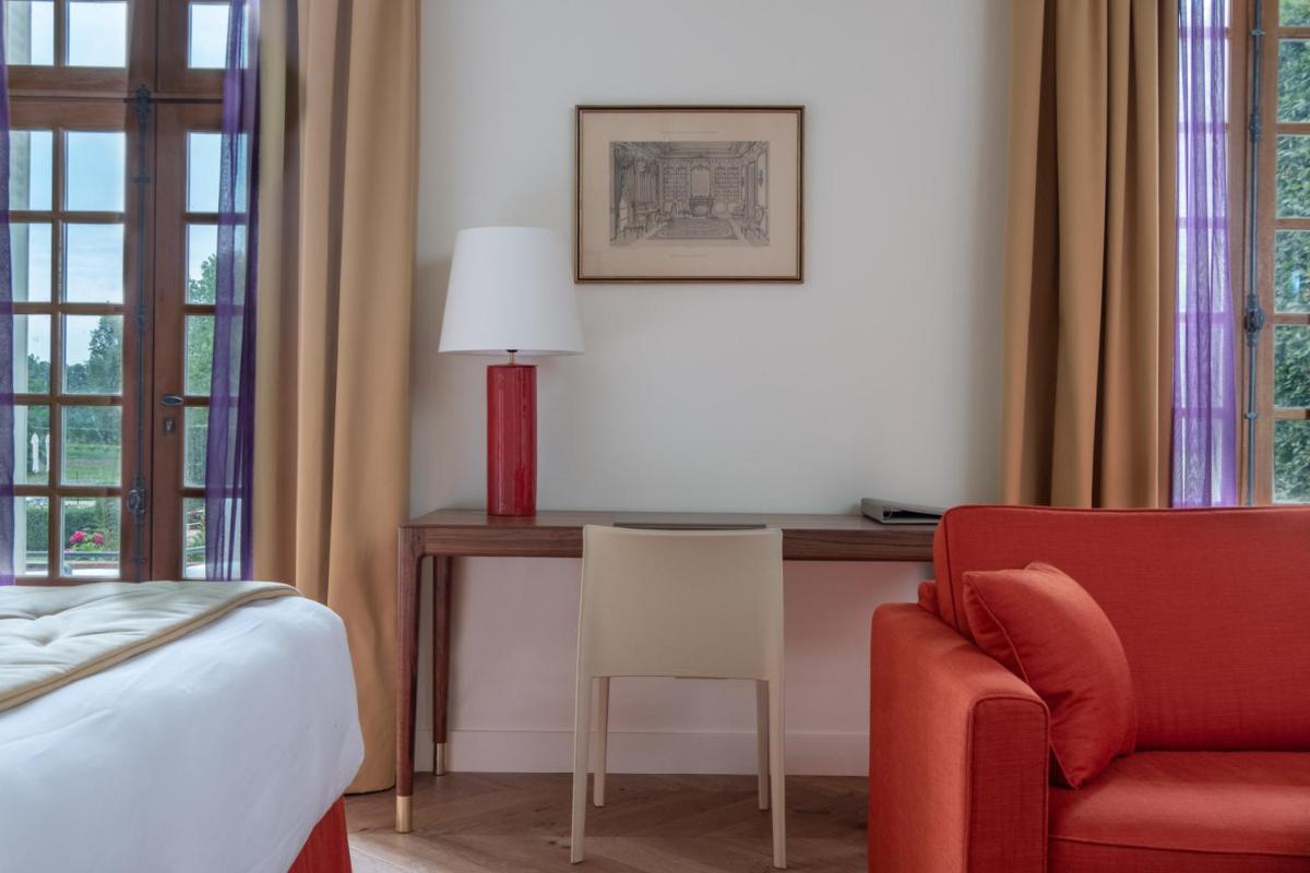 Coin salon dans l'établissement La Borde en Sologne Château & Spa