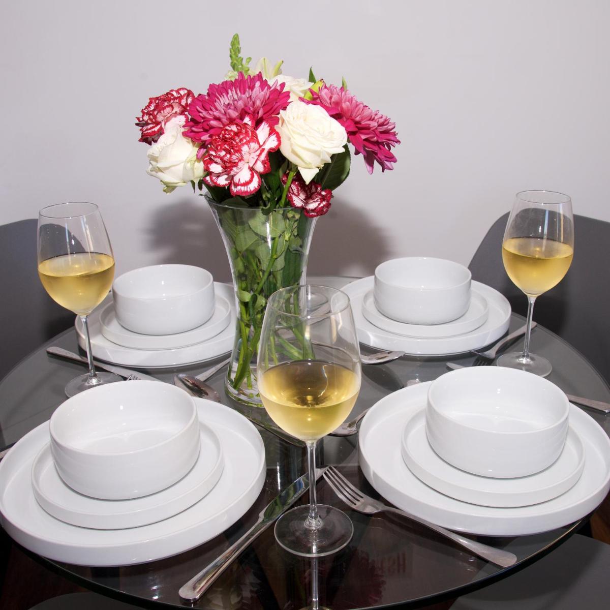 Modern 2 Bed & 2 Bath Manchester City Centre Apartment - Housity