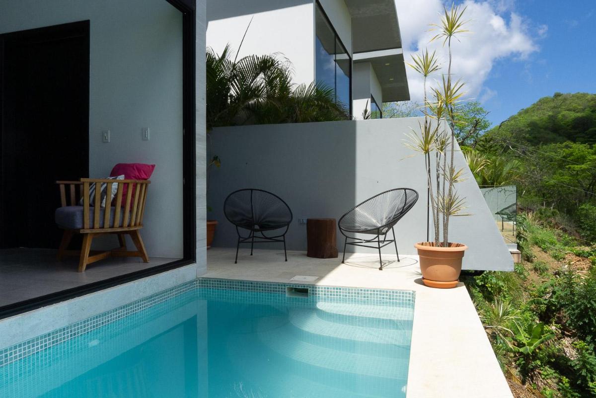 Suitetrails - Santa Cruz - Stylish Loft House, Ocean View and Private Pool