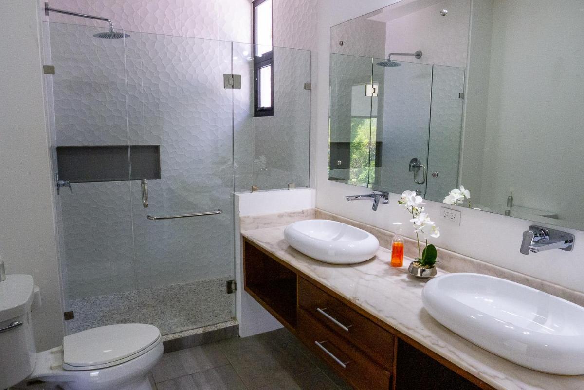 Suitetrails - Santa Cruz - Stylish Loft House, Ocean View and Private Pool