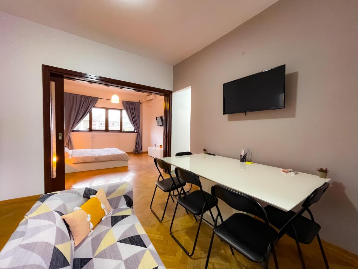 Km 0 And The Best View 2bdr Apartment In Bucharest - Housity