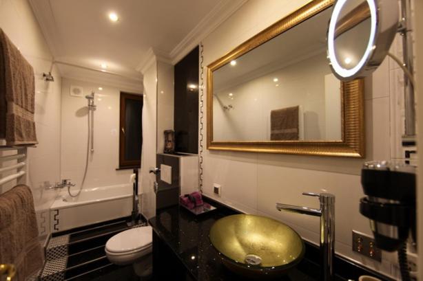 Golden Apartments - Housity