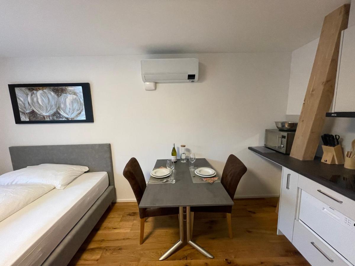 SCHNYDER'S HOME Studio_2 - Housity