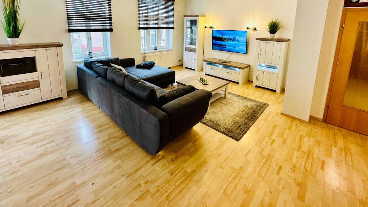 Suitetrails - FeWo gemütliche Residenz mit Holzofen-Sauna von Harztraveler