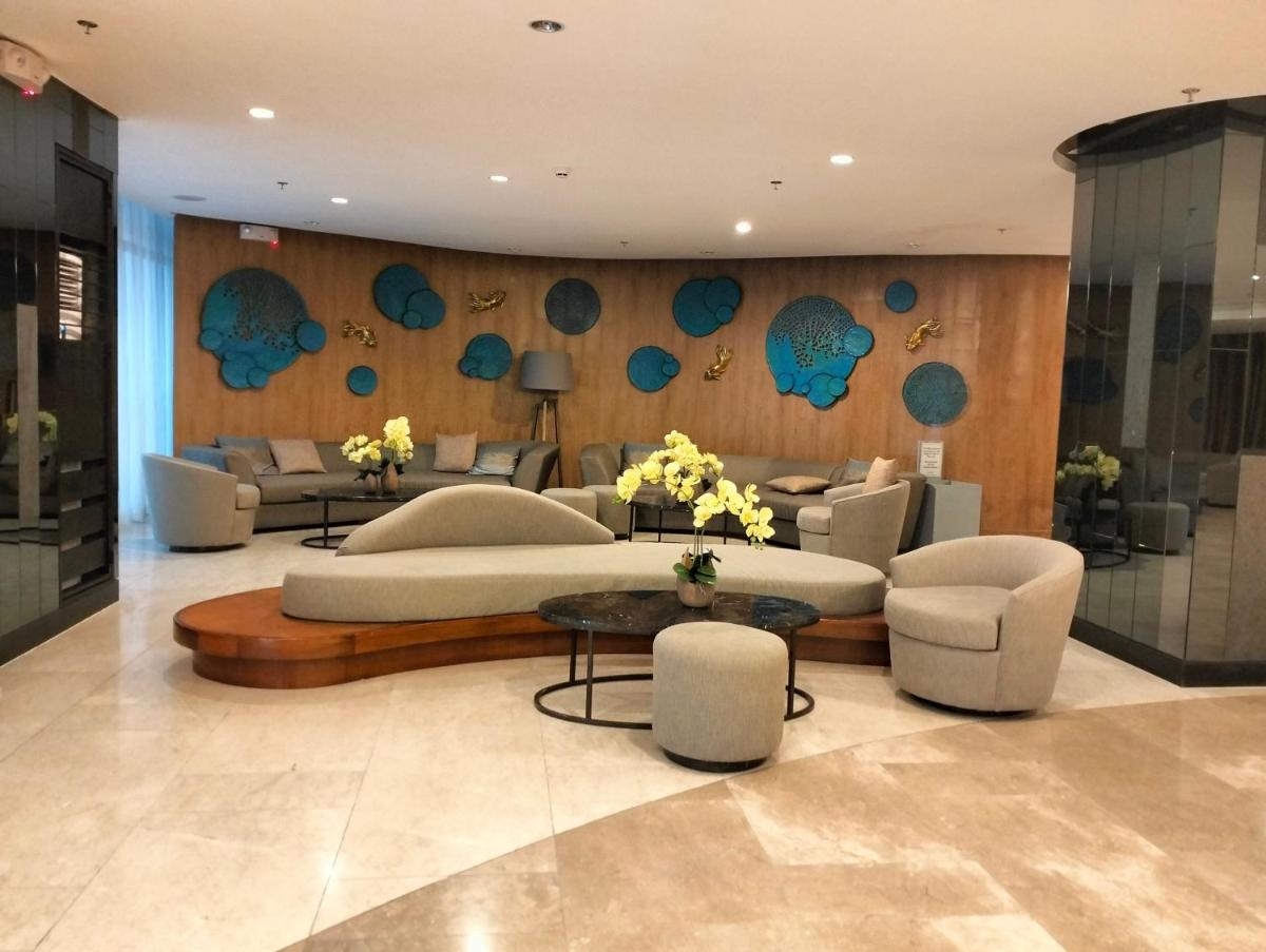Ray's Staycation at Shore 2 Residences - Housity