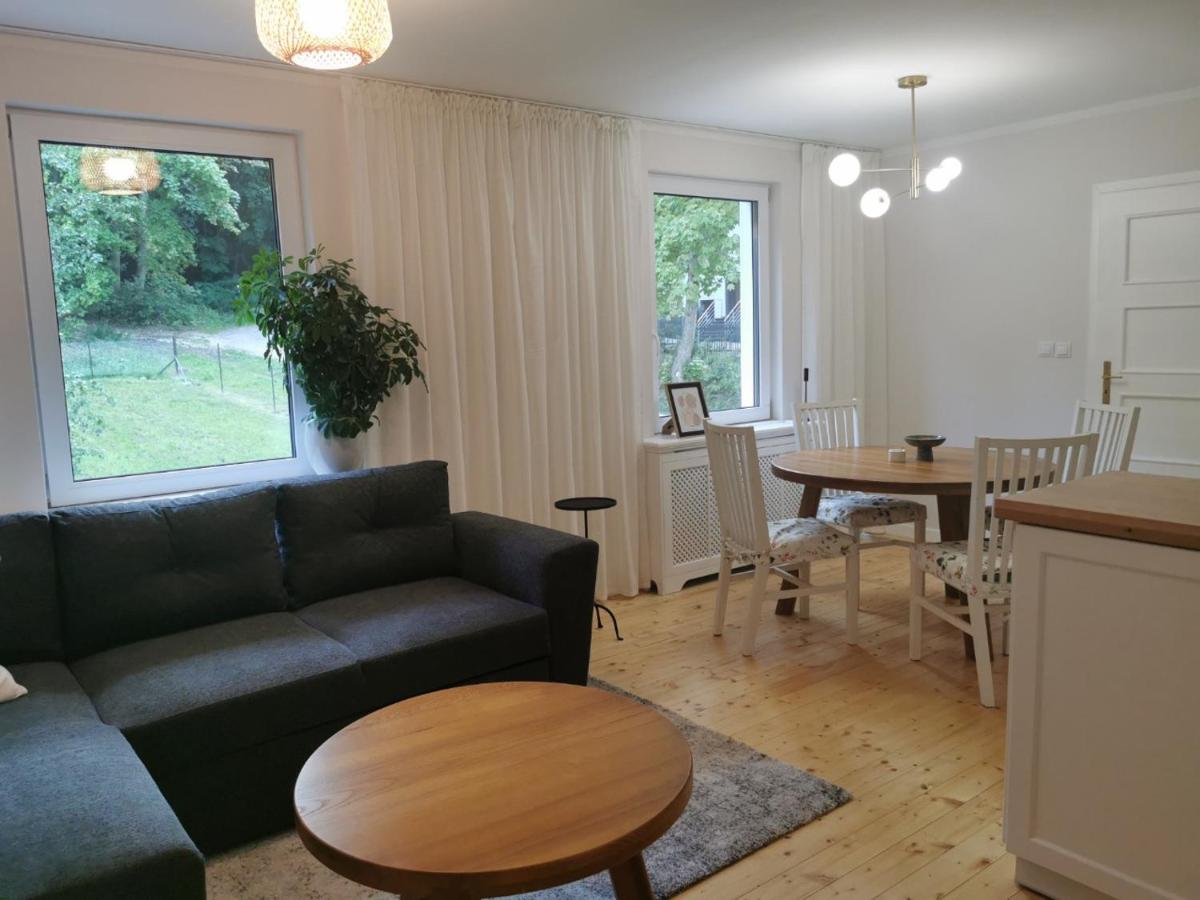 Leśniczówka - Housity