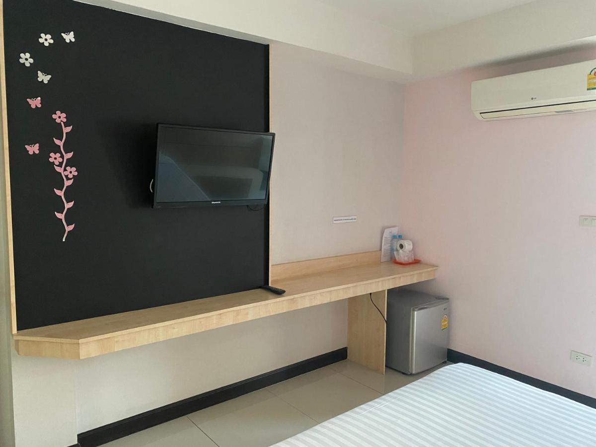 Le Lerts Living Hotel - Housity