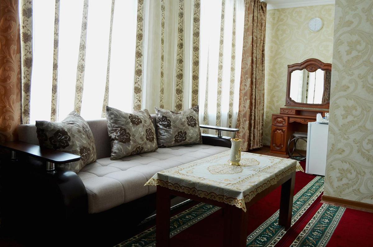 The Grand Hotel - Housity