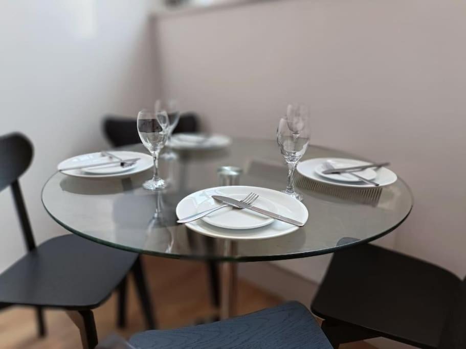 Stunning mill apartment near to city centre and Etihad stadium! - Housity