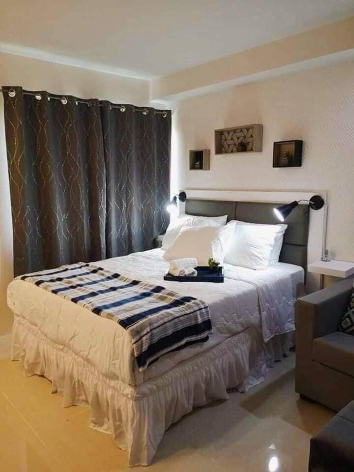 Happy Place 2 - Housity
