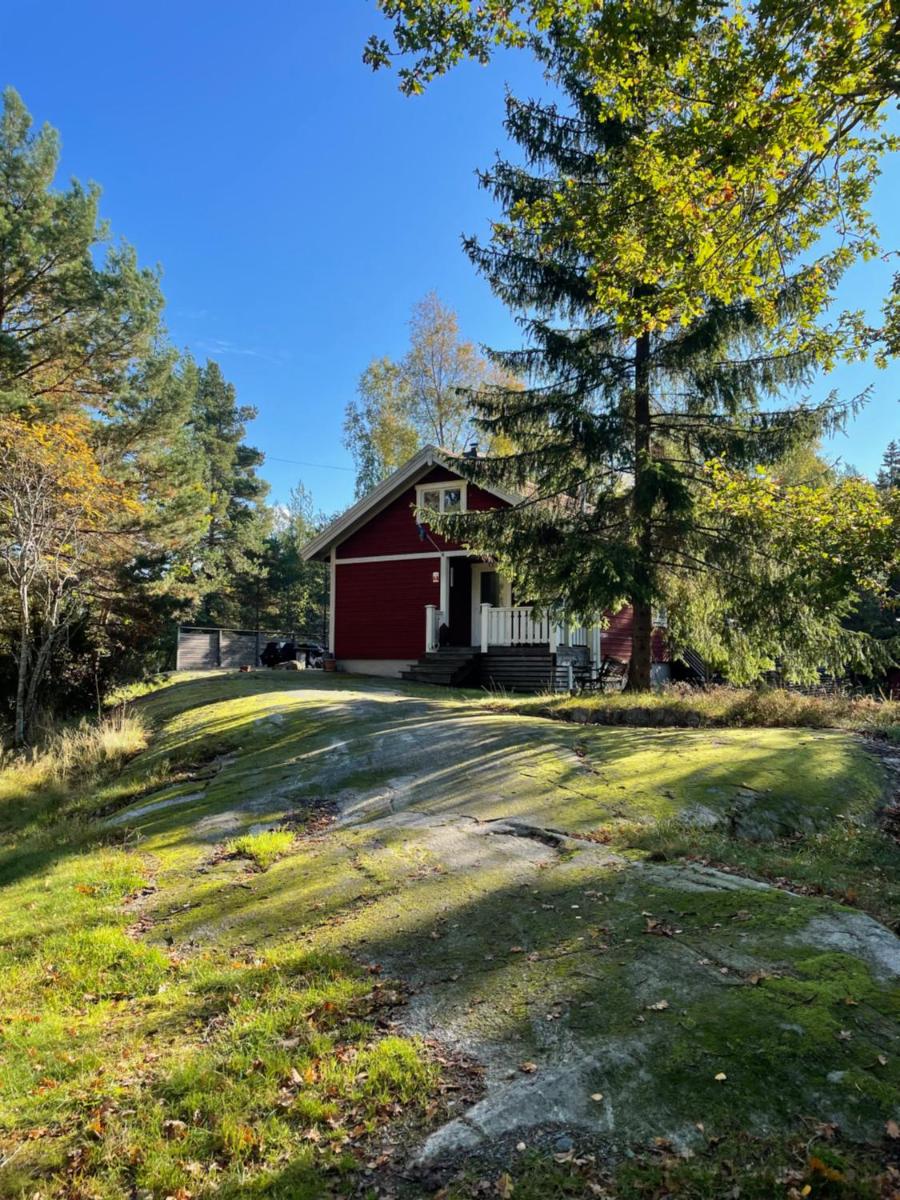 Charmigt hus på Vindö - Housity