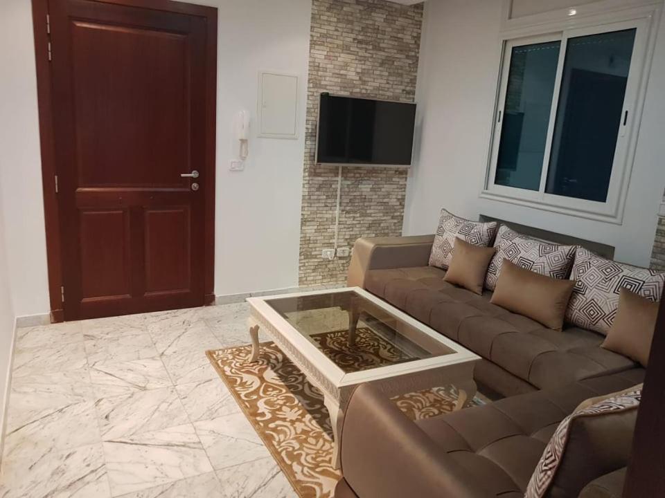 Superb & Modern apartment at Berges Lac 2 close to Tunisia Mall - Housity