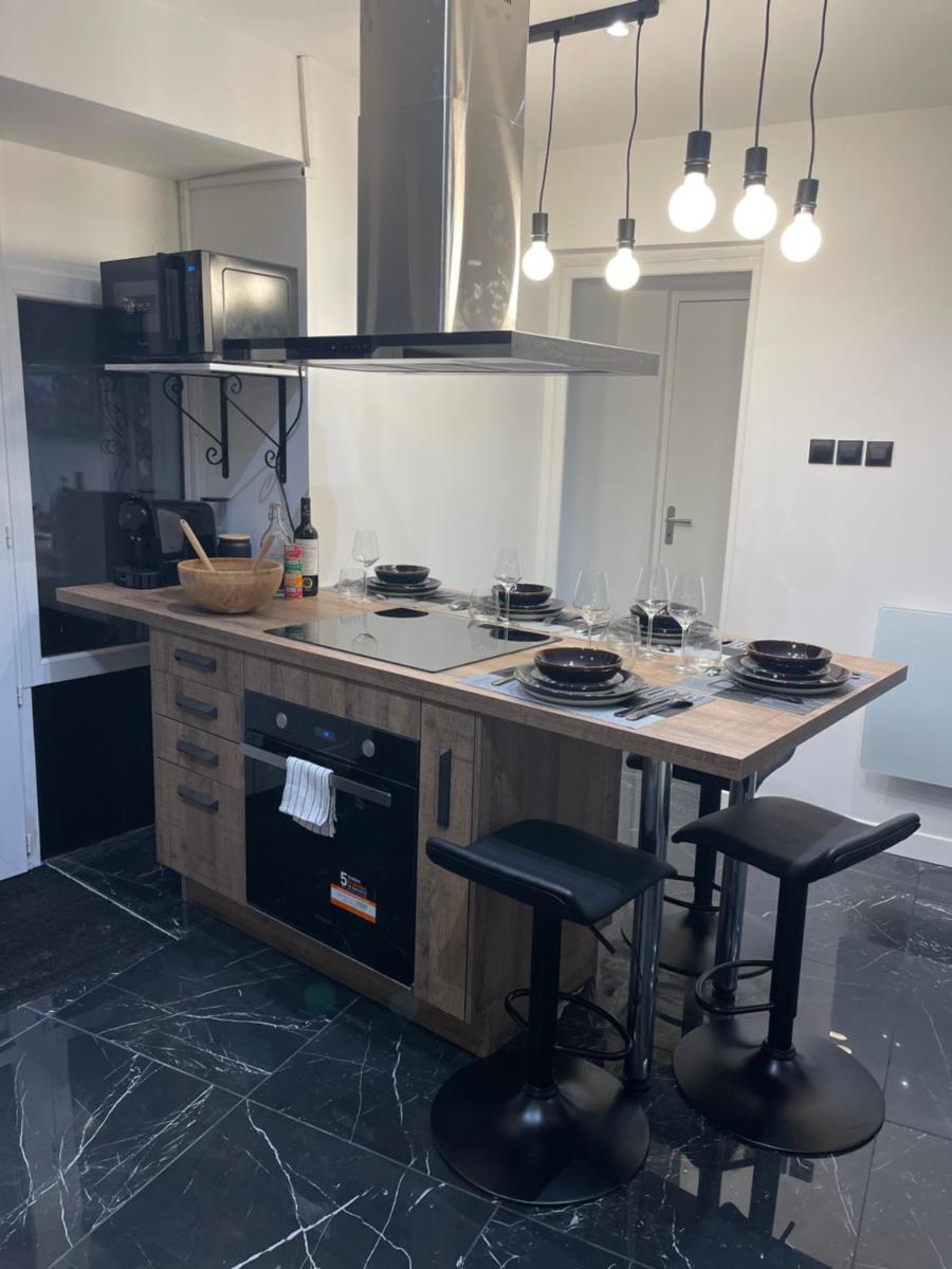 Appartement hors du commun avec son jacuzzi - Housity