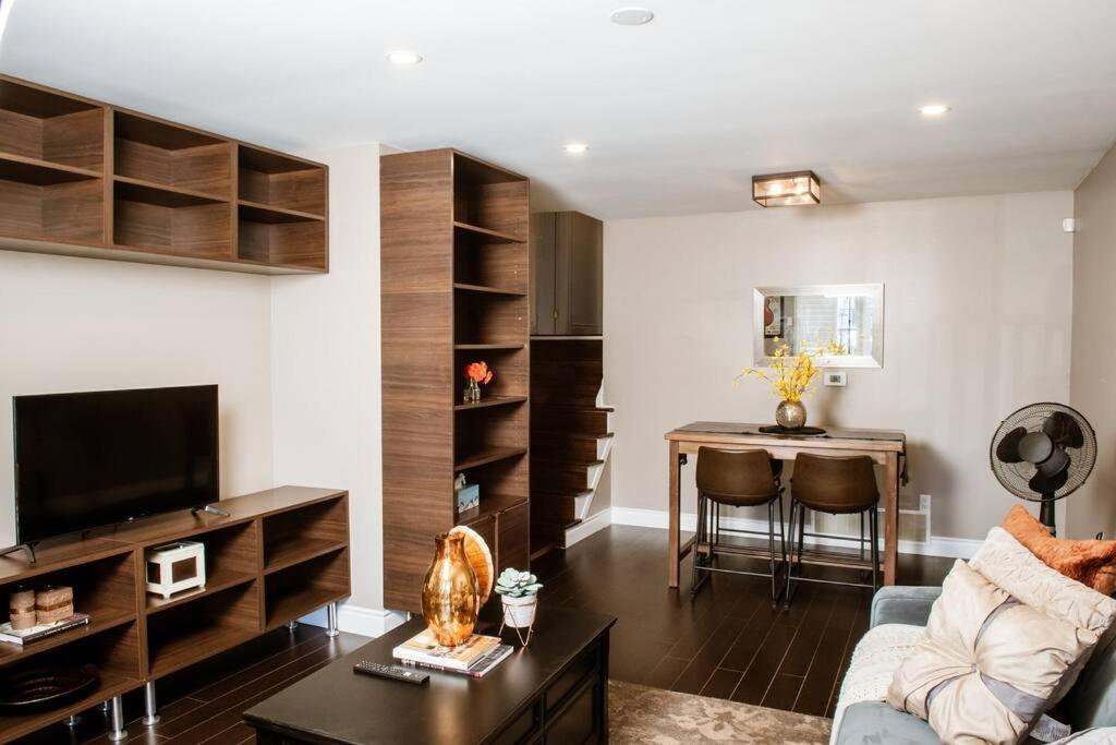 Suitetrails - Honey I'm Home Suite 2 bedroom upper level