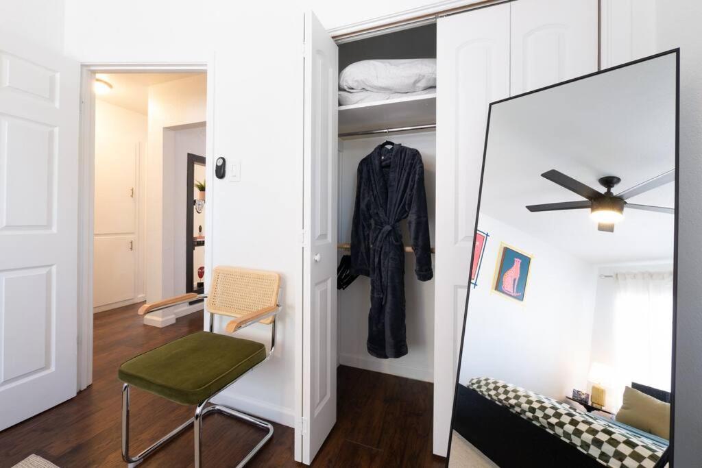 Eclectic Chic 2 Bed-Quiet-Fast WIFI - Housity