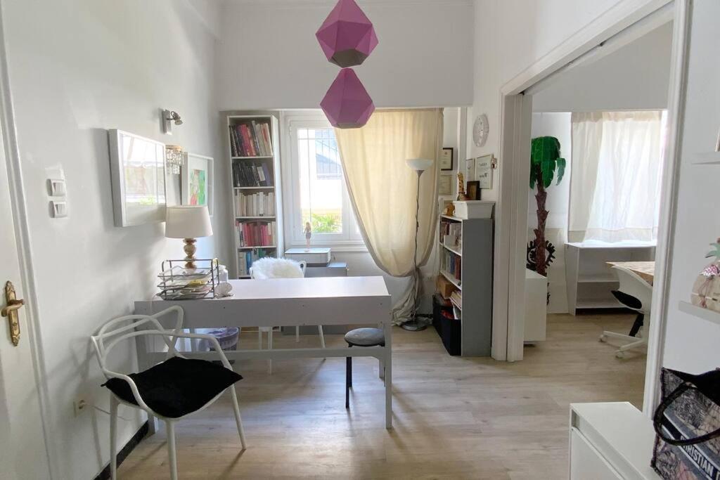 Suitetrails - 150m² Live/Work Unique&Sunlit Space in Athens
