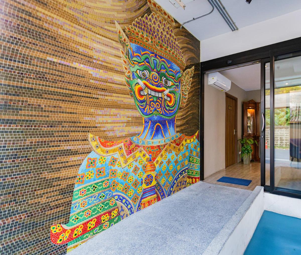 Amp Am House Bangkok Hotel - Housity