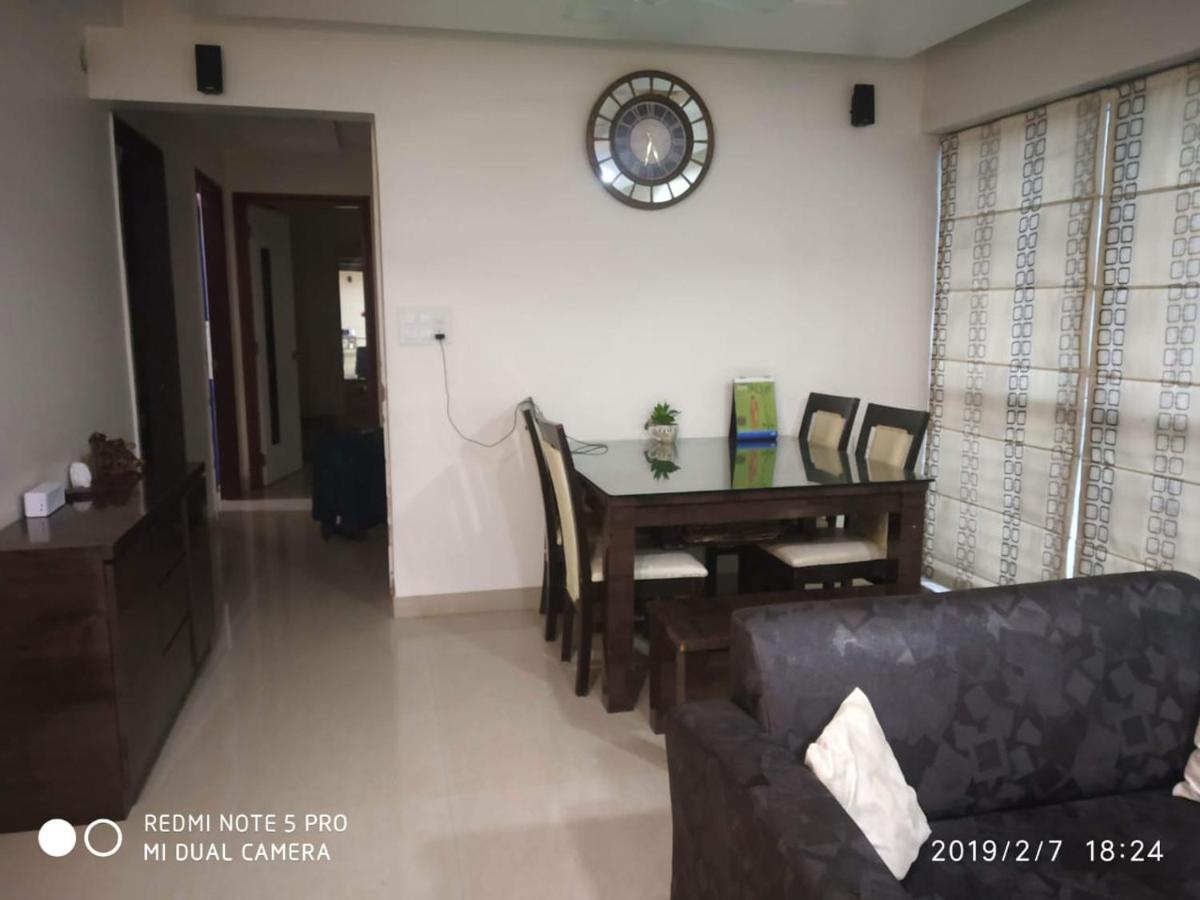 Royal Suites - 3 rooms Appt -Blue - Housity