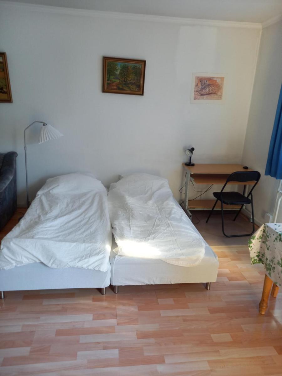 Time Alone - Housity