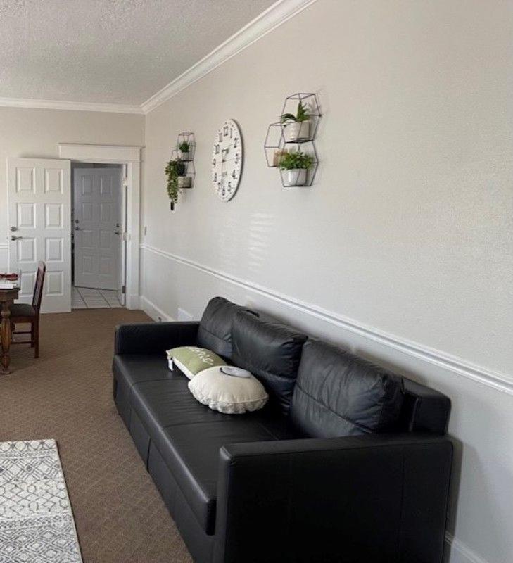 2 Bedroom Character House - Housity